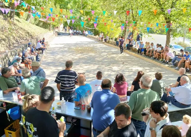 Concurso de Bolo Palma en la bolera de Pumareña