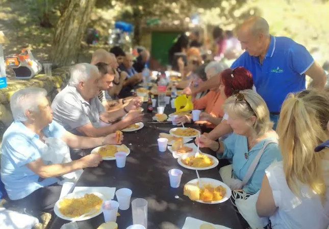 Comida popular de San Miguel en Pumareña