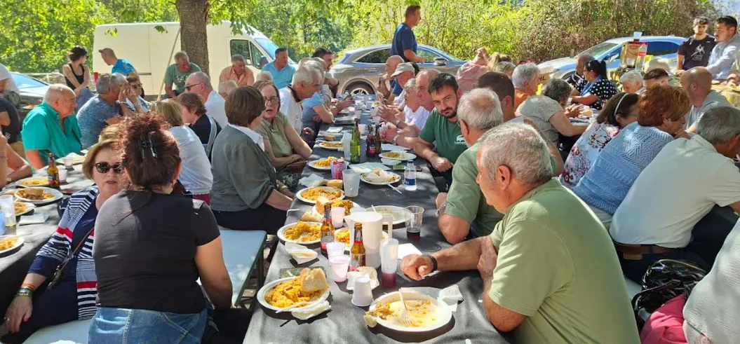 Comida popular de San Miguel en Pumareña
